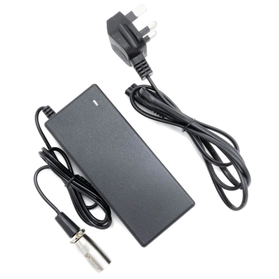 Caricabatterie 4 pin XLR