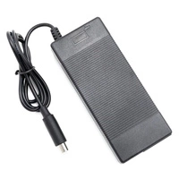 Caricabatterie RCA 8 mm