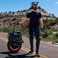 InMotion V13 Pro 4500W 3024Wh 87mph Velocità 62mi Autonomia