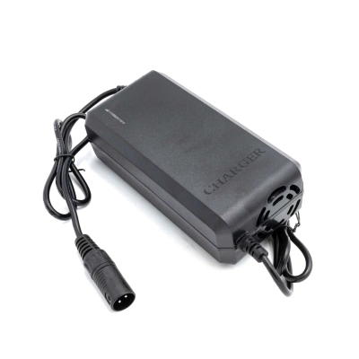 Caricatore XLR 3 Pin 72V 84V Caricatore rapido 2A 3A 4A 5A 8A
